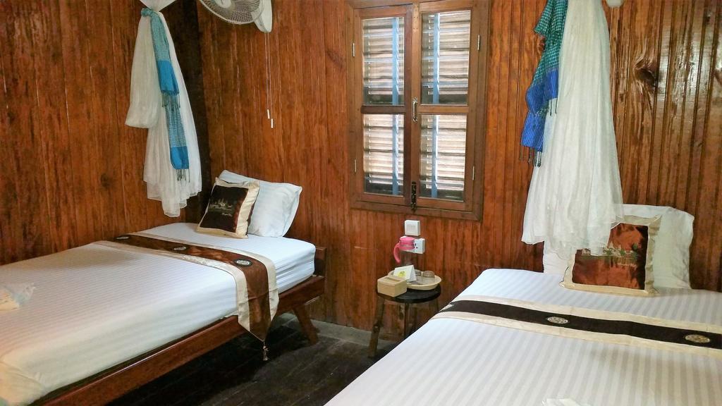 Le Tonle Guesthouse Кратьэх Экстерьер фото